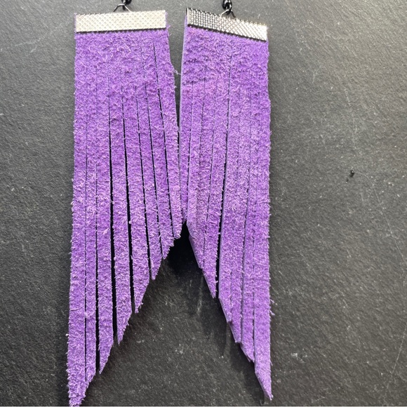 Genuine Suede In Deep Purple Hand Cut Fringe Boho Earrings - Picture 11 of 14